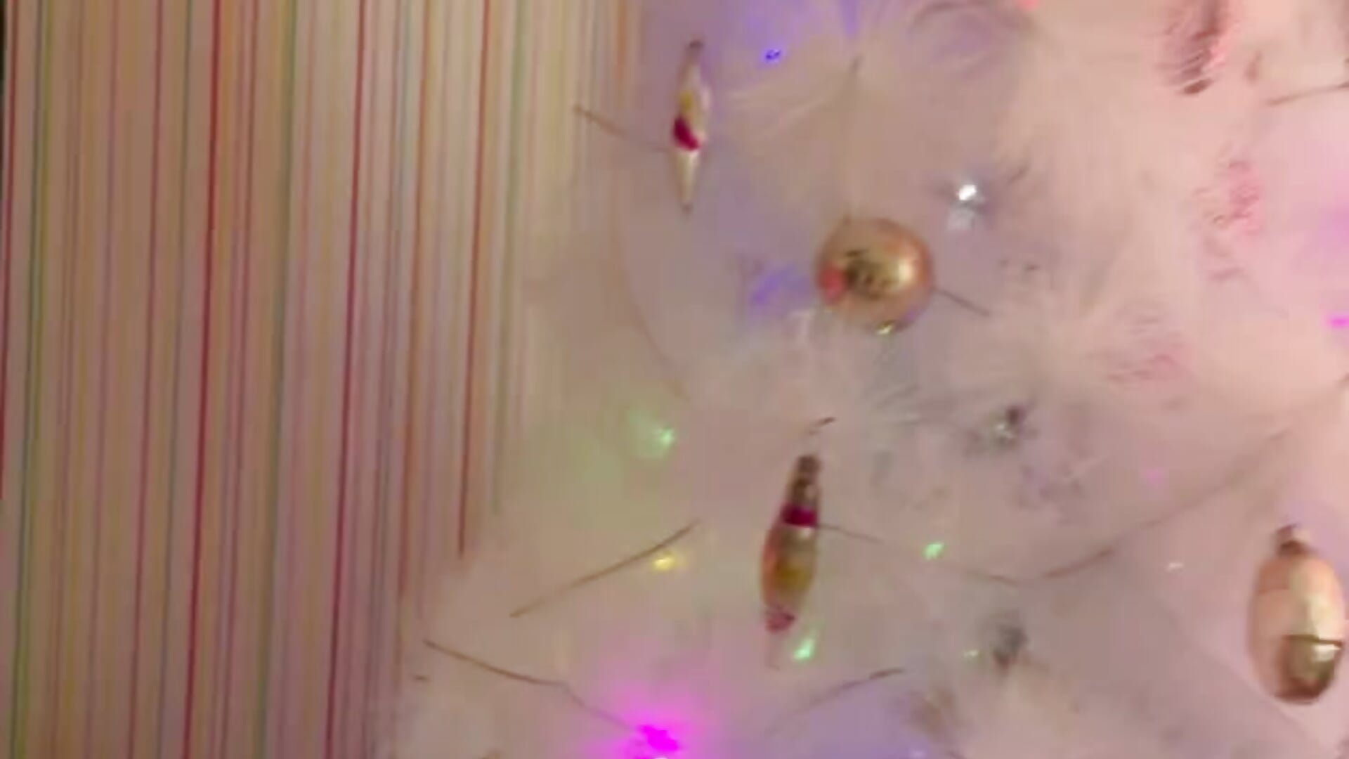 XXXChristmas - video by BBWOOW cam model