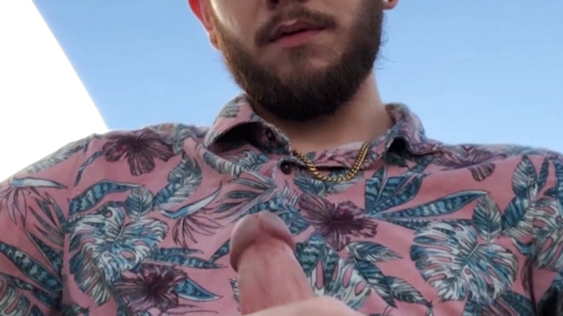Jackin' it on the Roof - vídeo de Dude_spunk