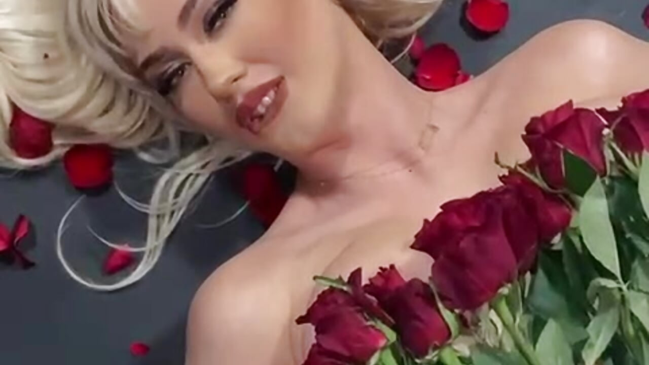 Behind the scenes of my photoshoot! - video by FreyaSeductive cam model