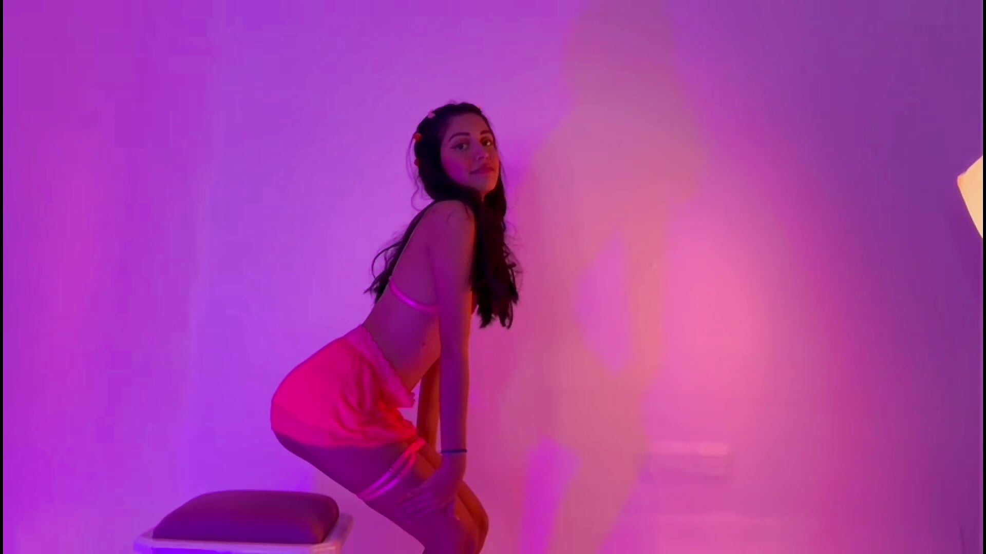 pink - video av Little_Lisy cam model