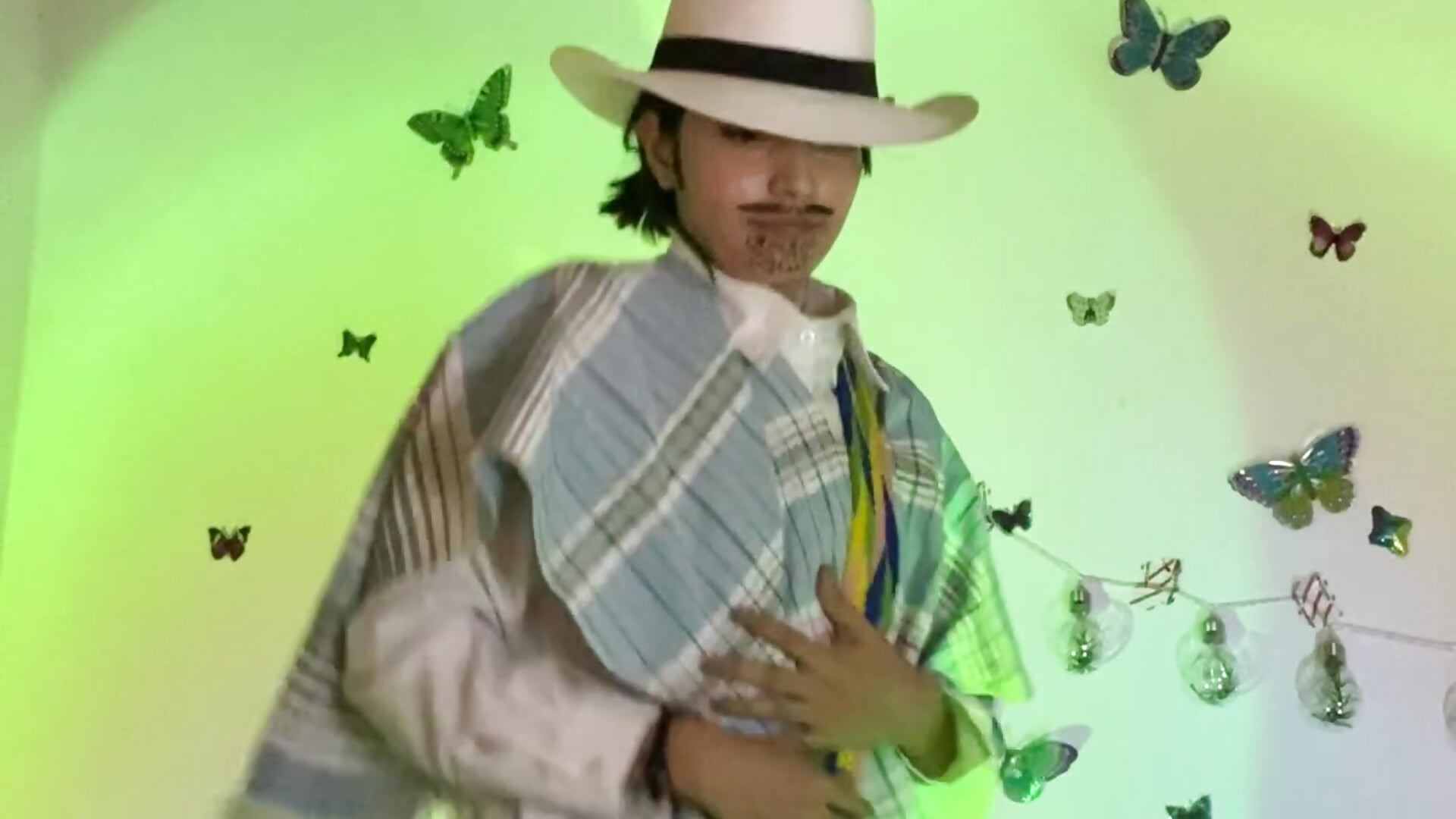 Dance dance - video av Little_Lisy cam model