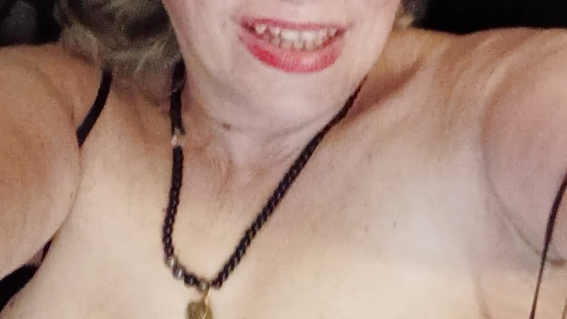 Samantha toujours chaude - video by Samantha-sexe cam model