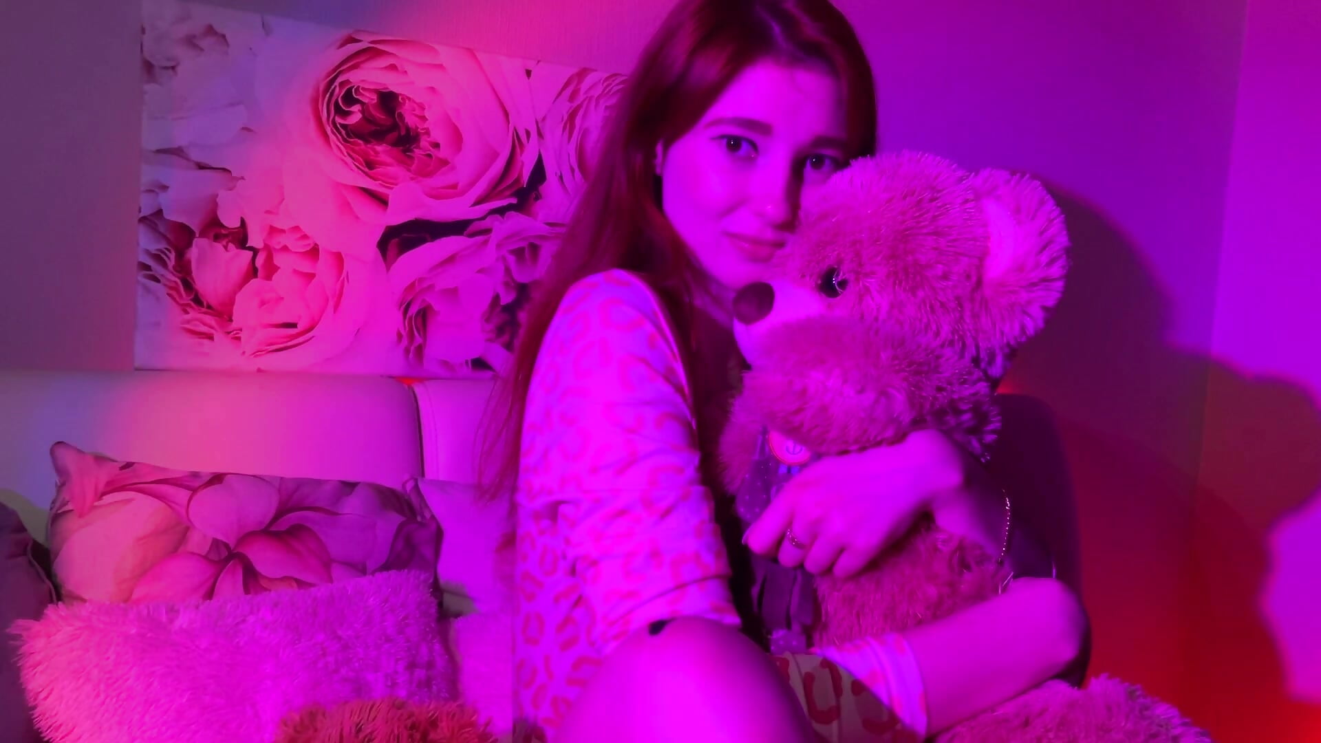 be my teddy bear - video by JudyHaynes cam model