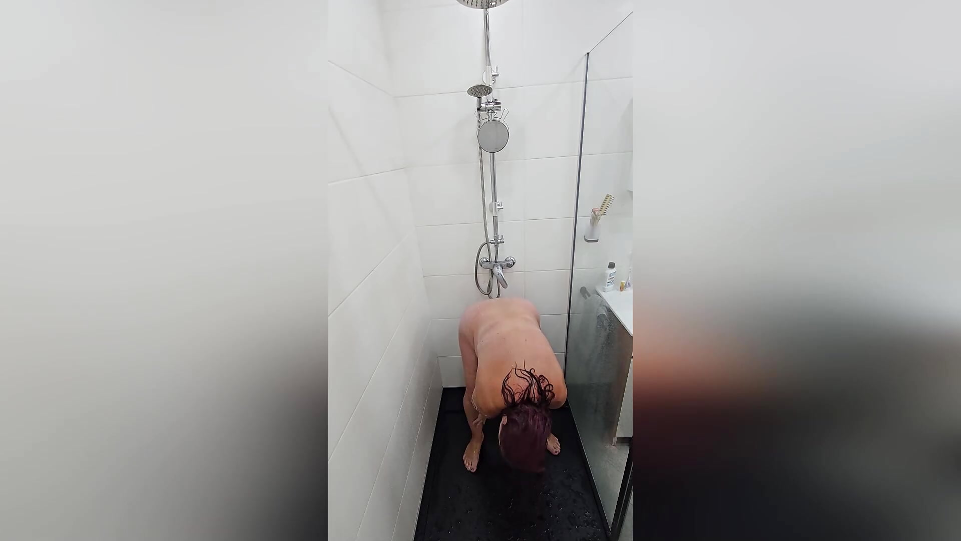 Dream shower with Nikki