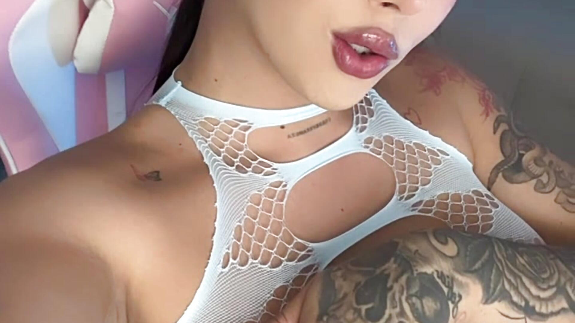 :) - video by sofiia_piink cam model