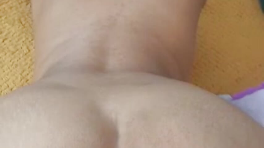 Fuck hot doggy - video by kiindred_ cam model