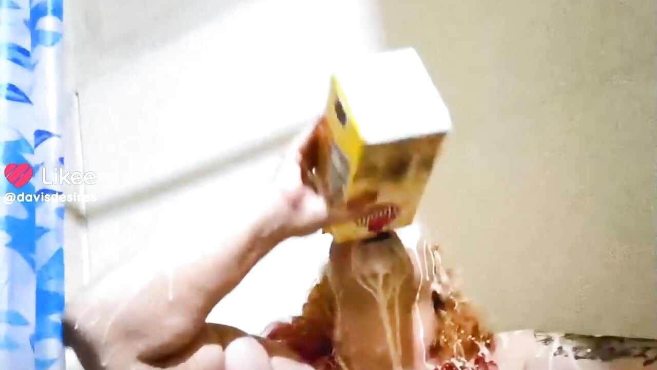 Milk does the body good - فيديو من DavisDesires موديل الكام