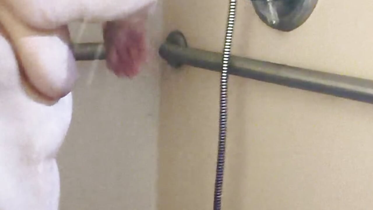 What's that whore doing with that bucket shes a nasty filthy mouth that need it cleaned out