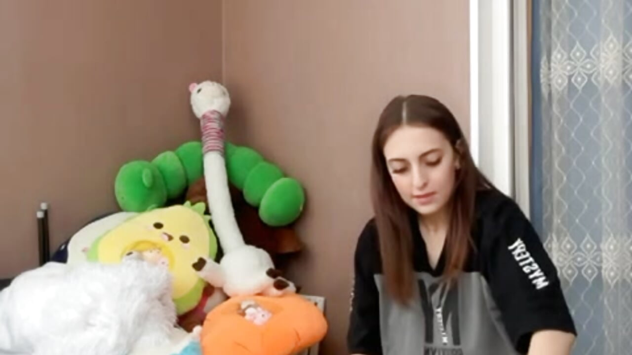 A little part of unpacking the drums lol - video oleh angelapixiee kamera model