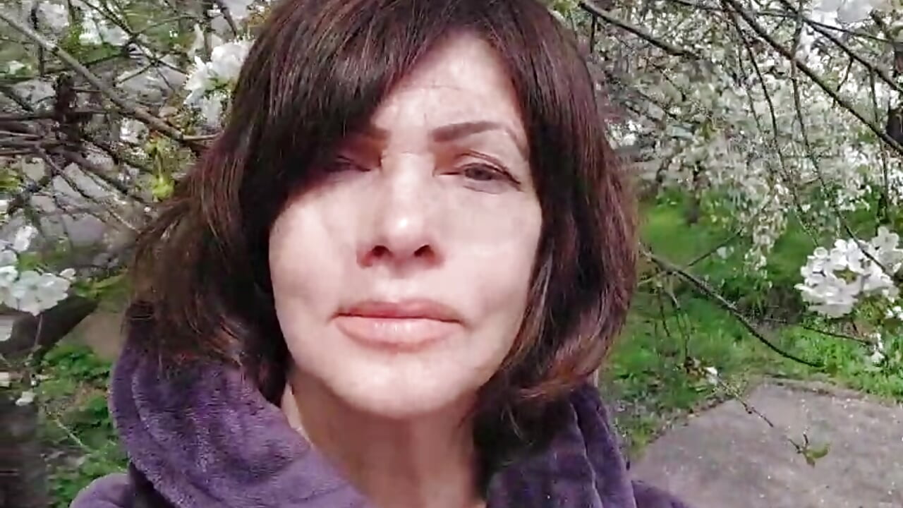 warm day - video by Baby-Matilda cam model