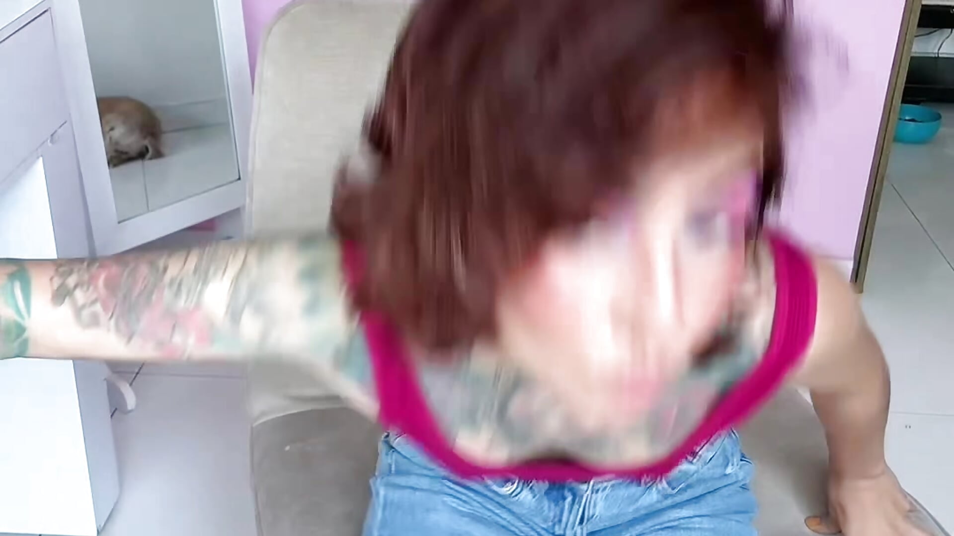 Final inesperado - video di Evangelyne_1 modella di cam