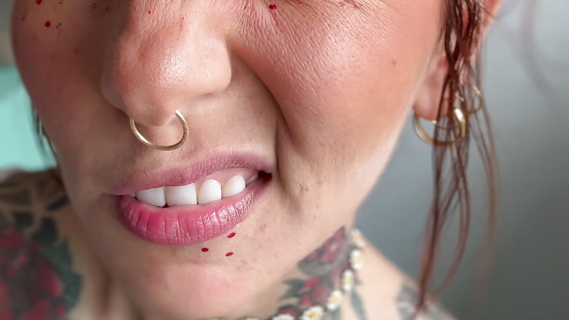 Picada de ojo - video di Evangelyne_1 modella di cam