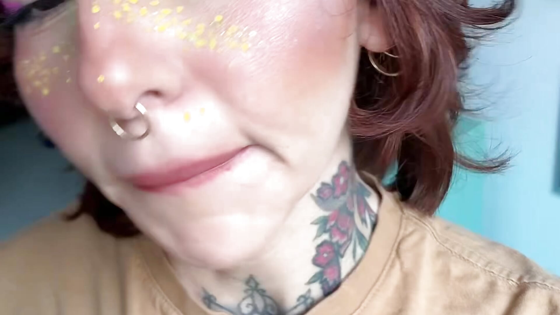 Tú me encantas - video di Evangelyne_1 modella di cam