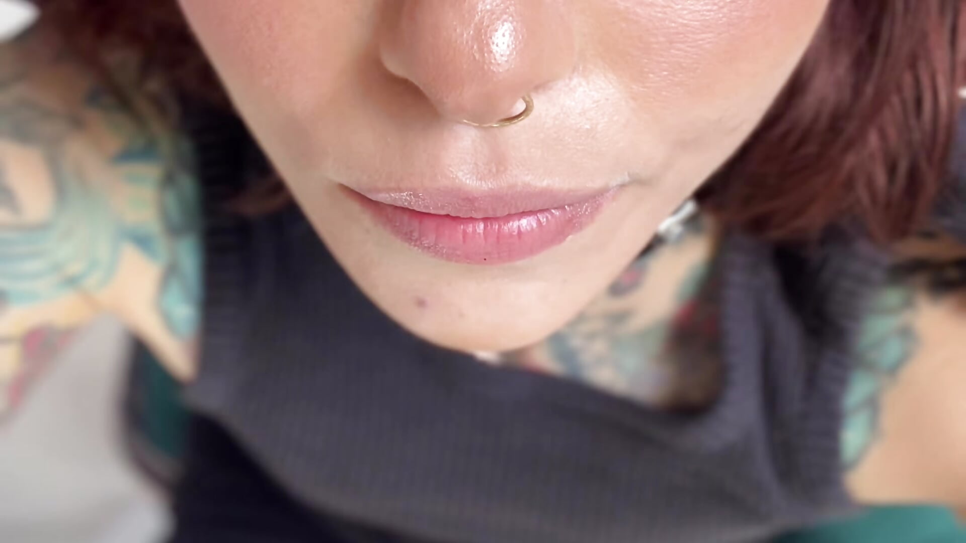 Quiero conocerlos más - video di Evangelyne_1 modella di cam