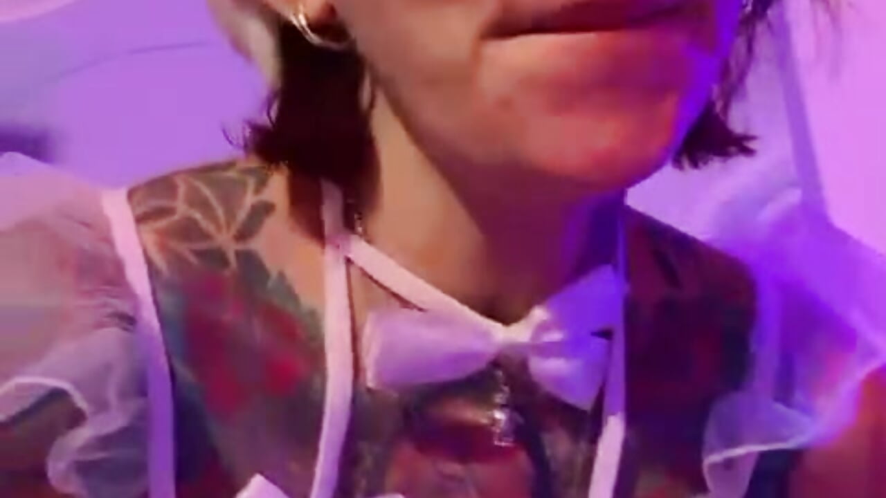 👑🎇 - video di Evangelyne_1 modella di cam