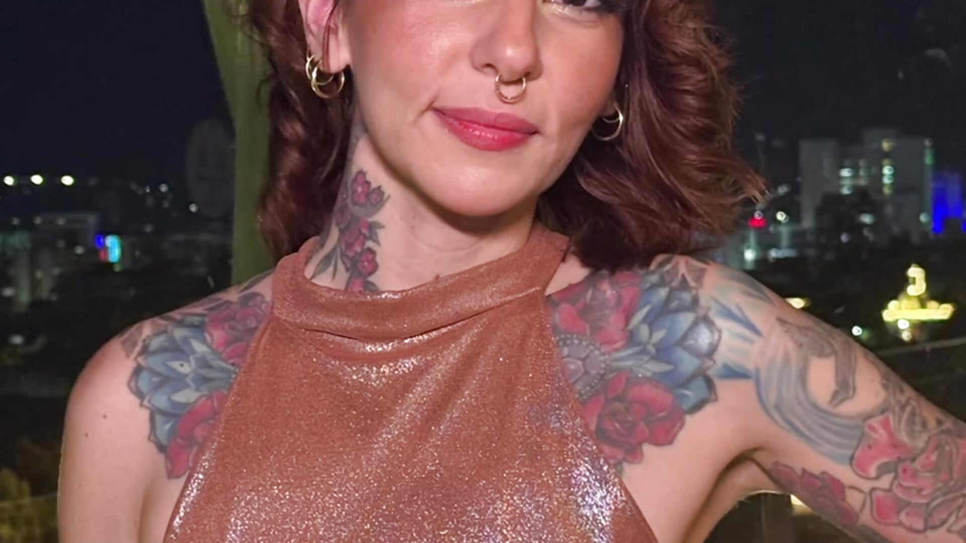 Buen día - video di Evangelyne_1 modella di cam