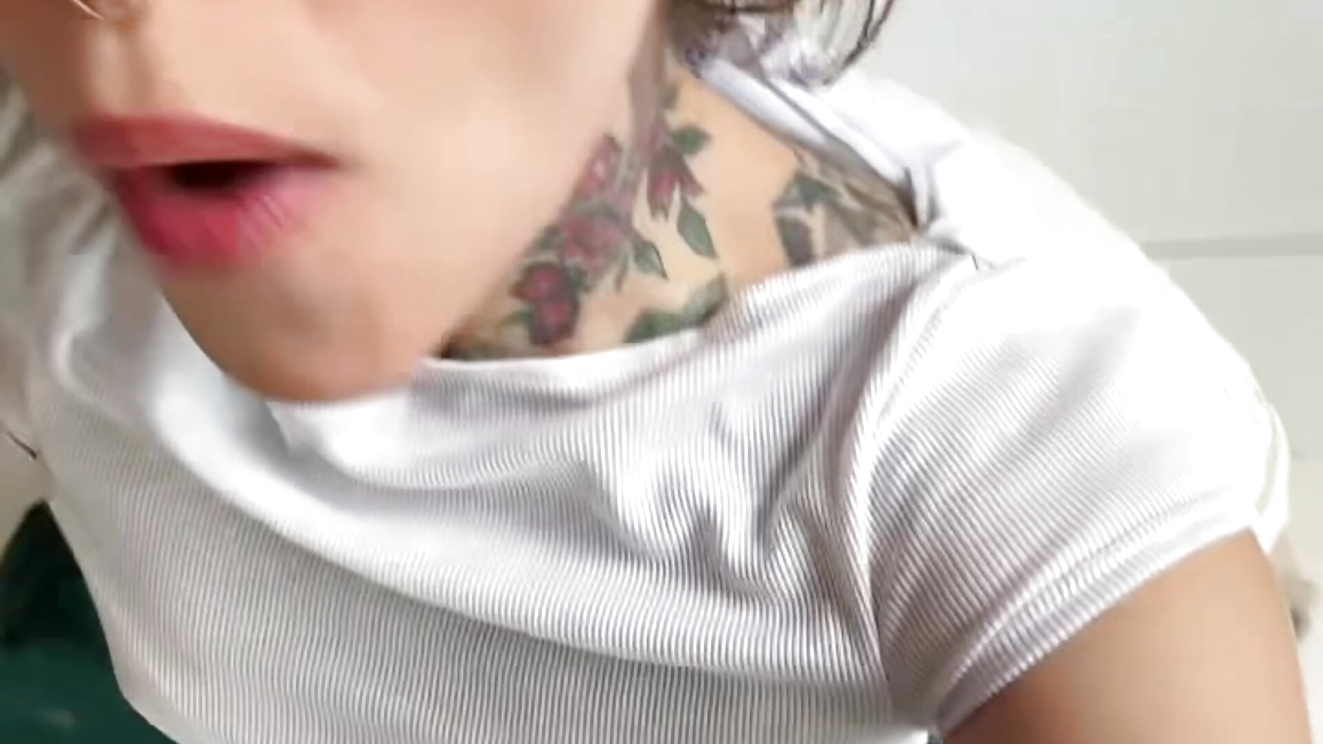 Me hace muy feliz verlos - video di Evangelyne_1 modella di cam