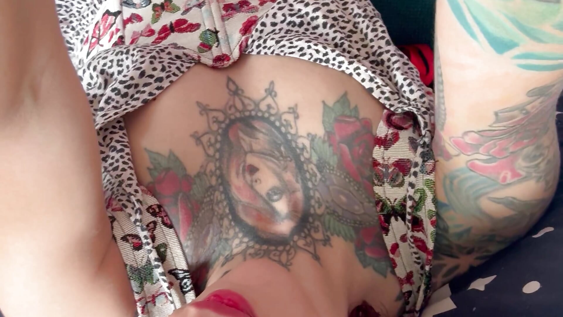 🫶🏻🥸 - video di Evangelyne_1 modella di cam