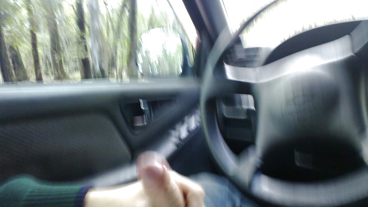 car cumshot – video od webkamerové modelky Kapibemba