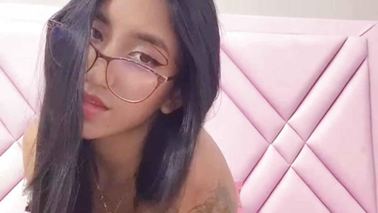 Daddy broke my ass ❤ - video by ineedmydaddy_ cam model