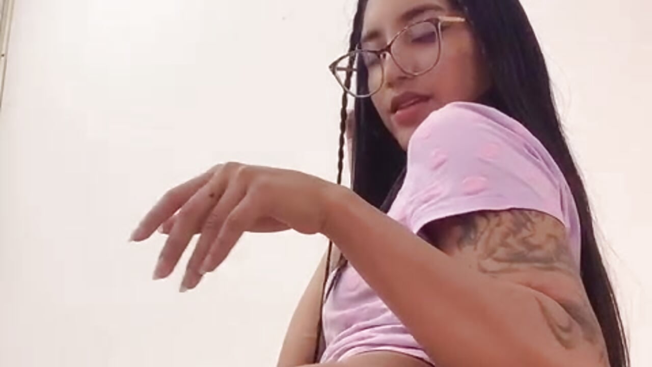 Daddy that dick put it inside my ass - video by ineedmydaddy_ cam model