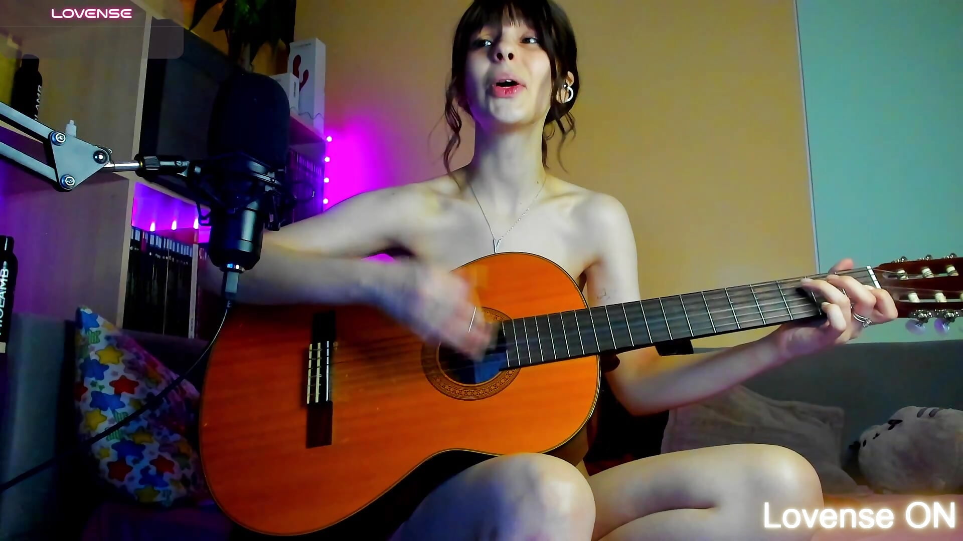 song 1 - סרטון של MarlaDream