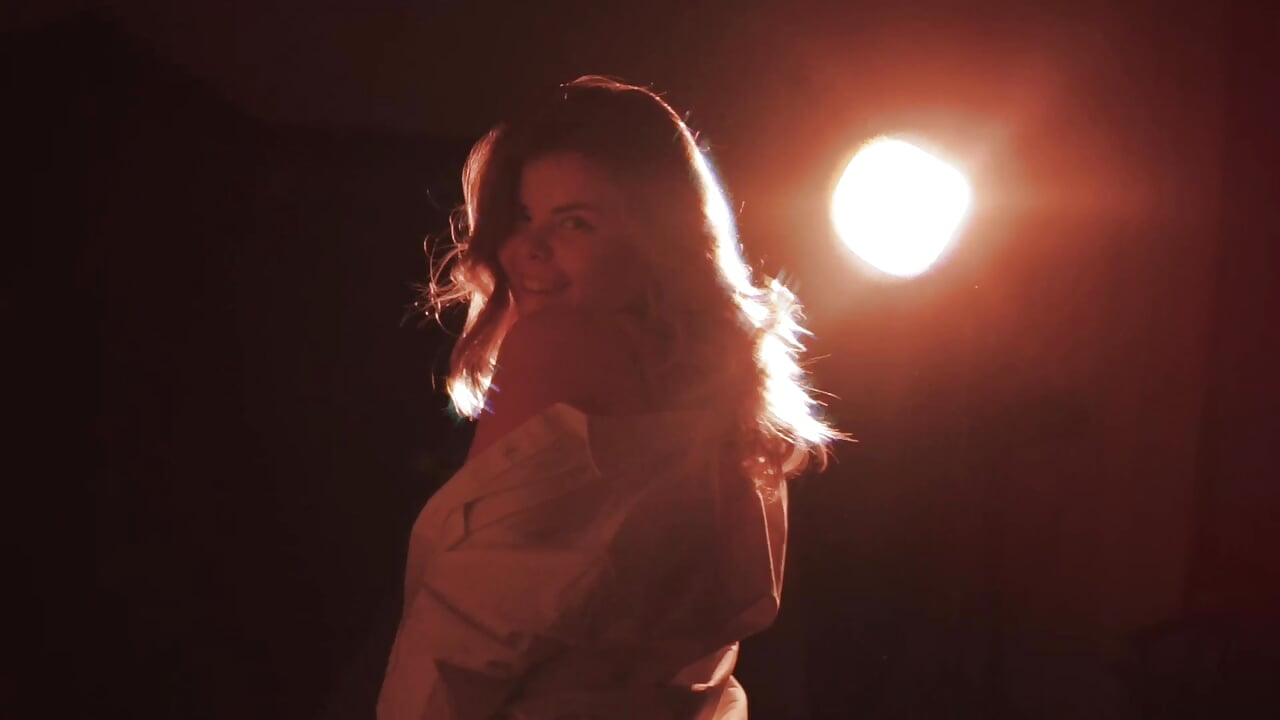 profile-intro-video-1758202287 - video by sinnamon_ cam model