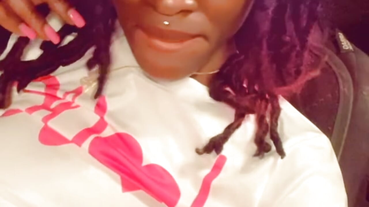 kisses