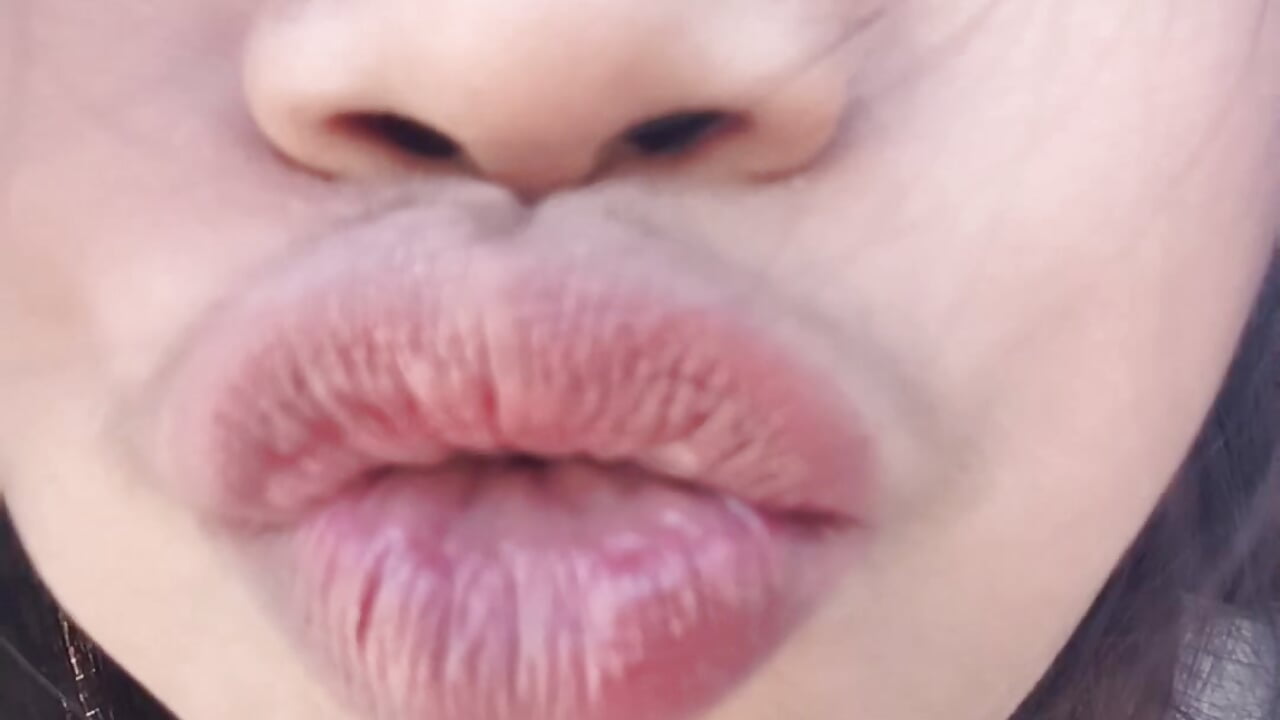 profile-intro-video-1767665654 - video by KinkyKit_May cam model