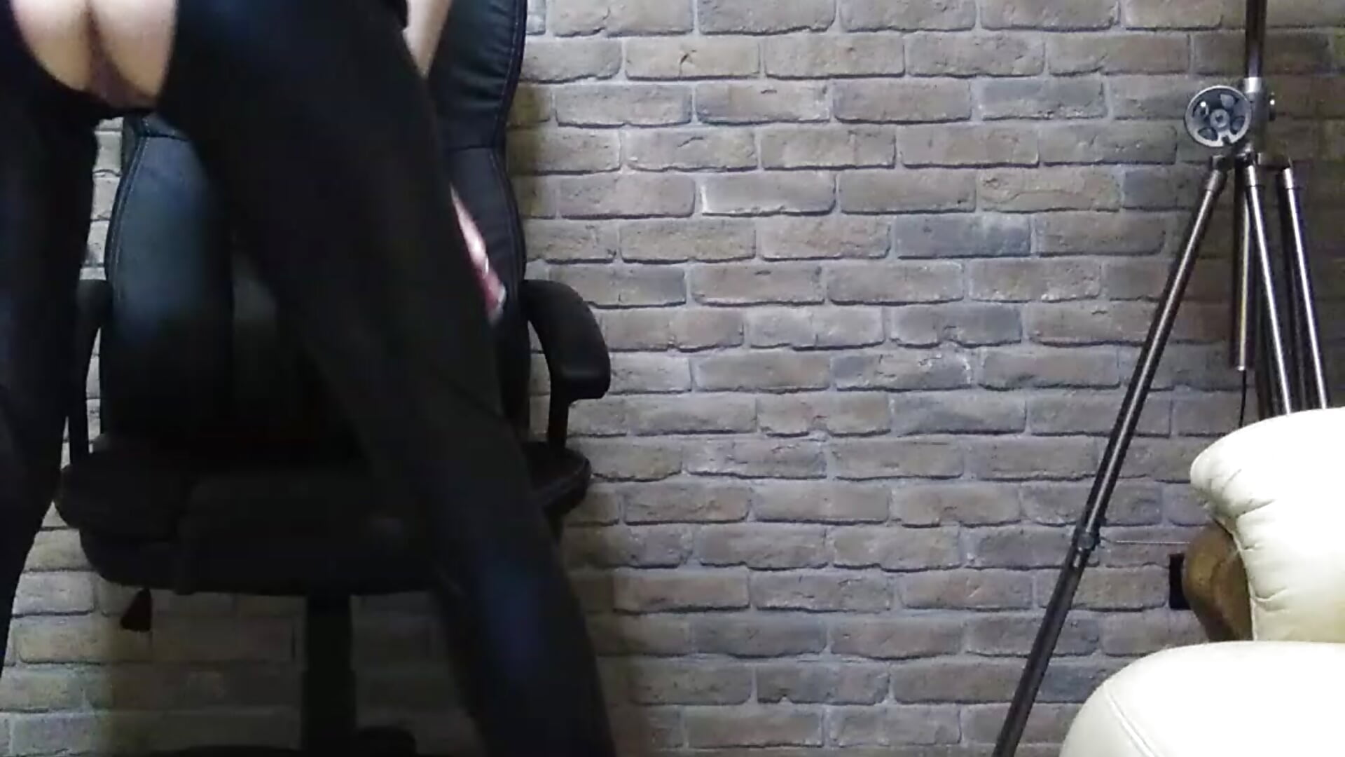 latexlover - video by sweetsofia cam model