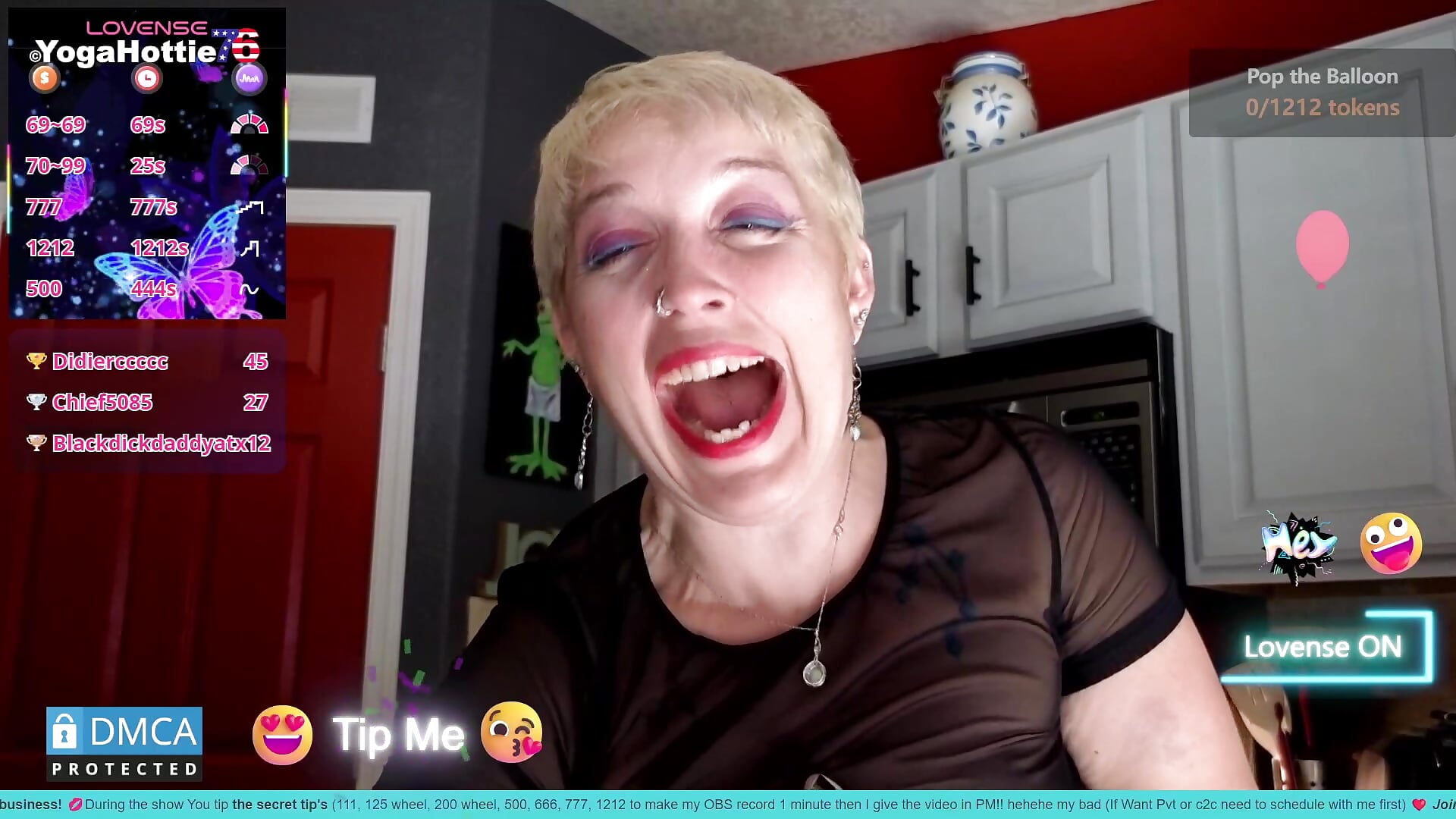 Did not want to show titties w blonde hair – video od webkamerové modelky YogaHottie76