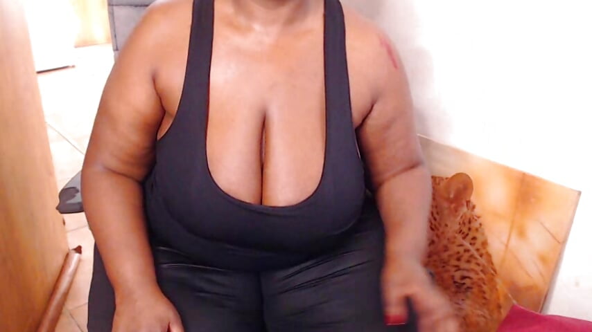 TRIAL____________Video 3 – video od webkamerové modelky bootyqueenxxx21