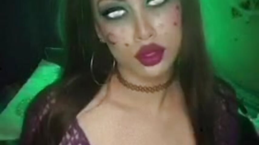 Feliz hallowen de parte de sophie 2022 - video by Im_sophiie cam model