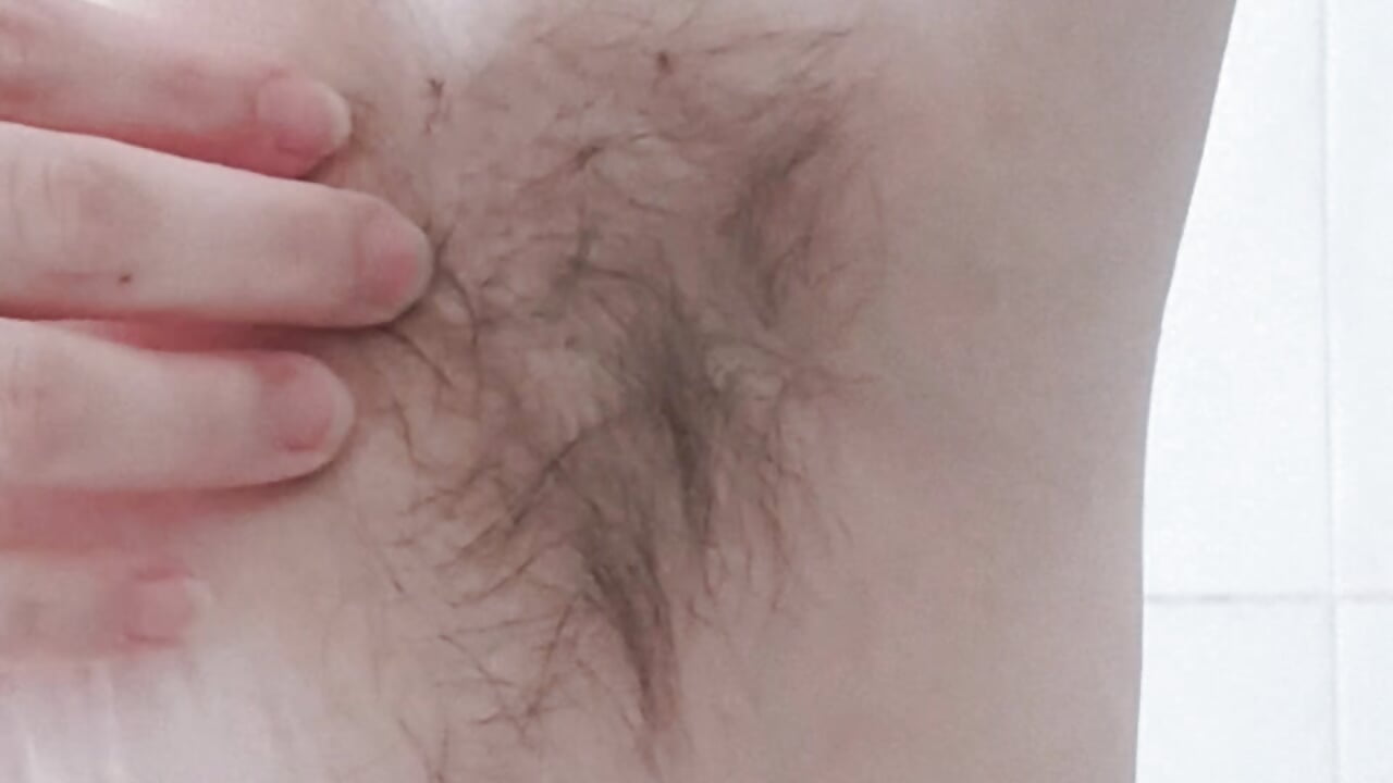 Ascelle pelose / hairy armpit