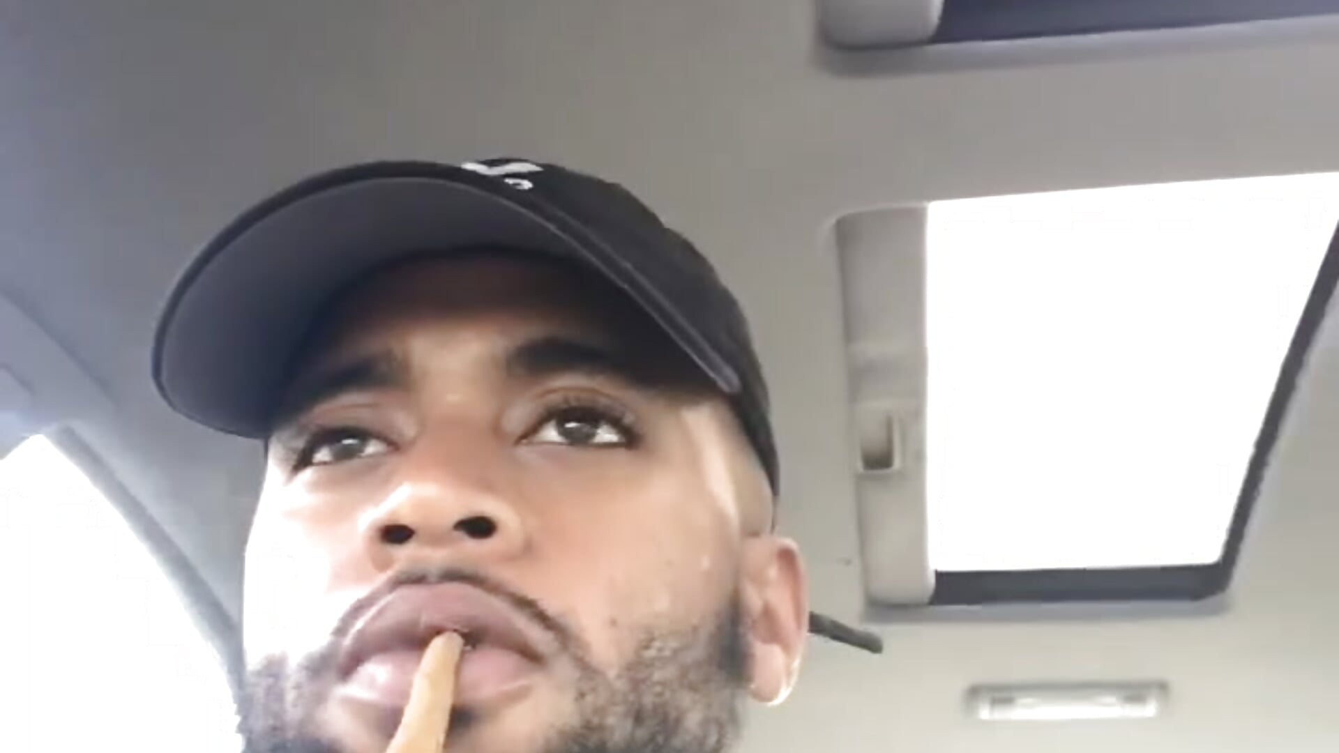 Smoke session! - video by Rollerman610 cam model