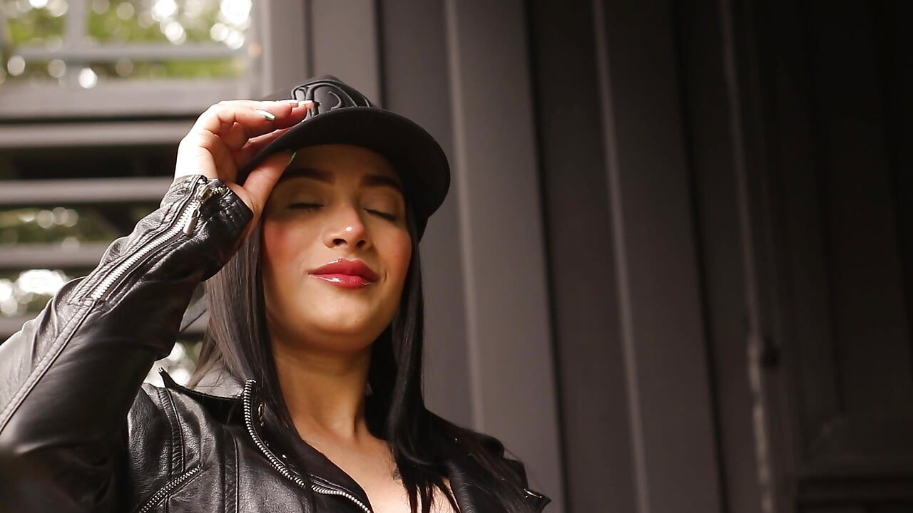 my body - video van Marianaa_Lopezz cam-model