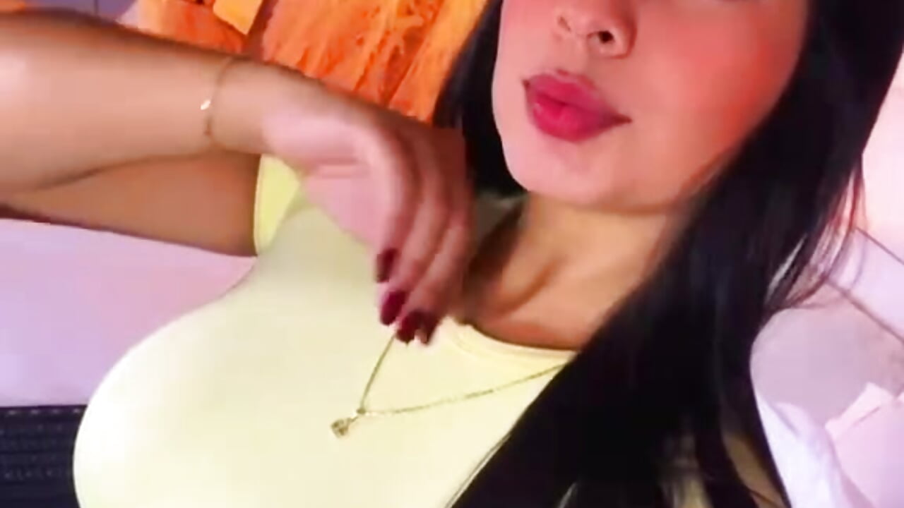 Kisses 😘 - video Ahincale kameramallilta