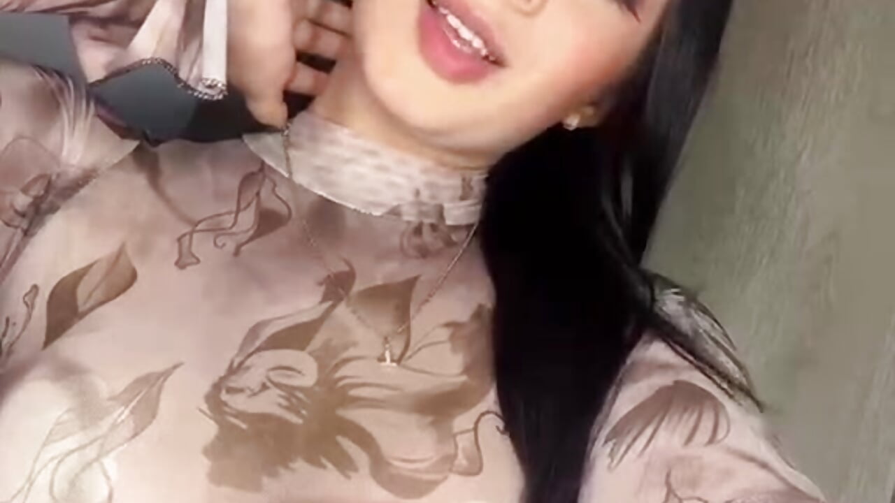 🤎✨ — filmik Ahincale, modela(-lki) na kamerkach