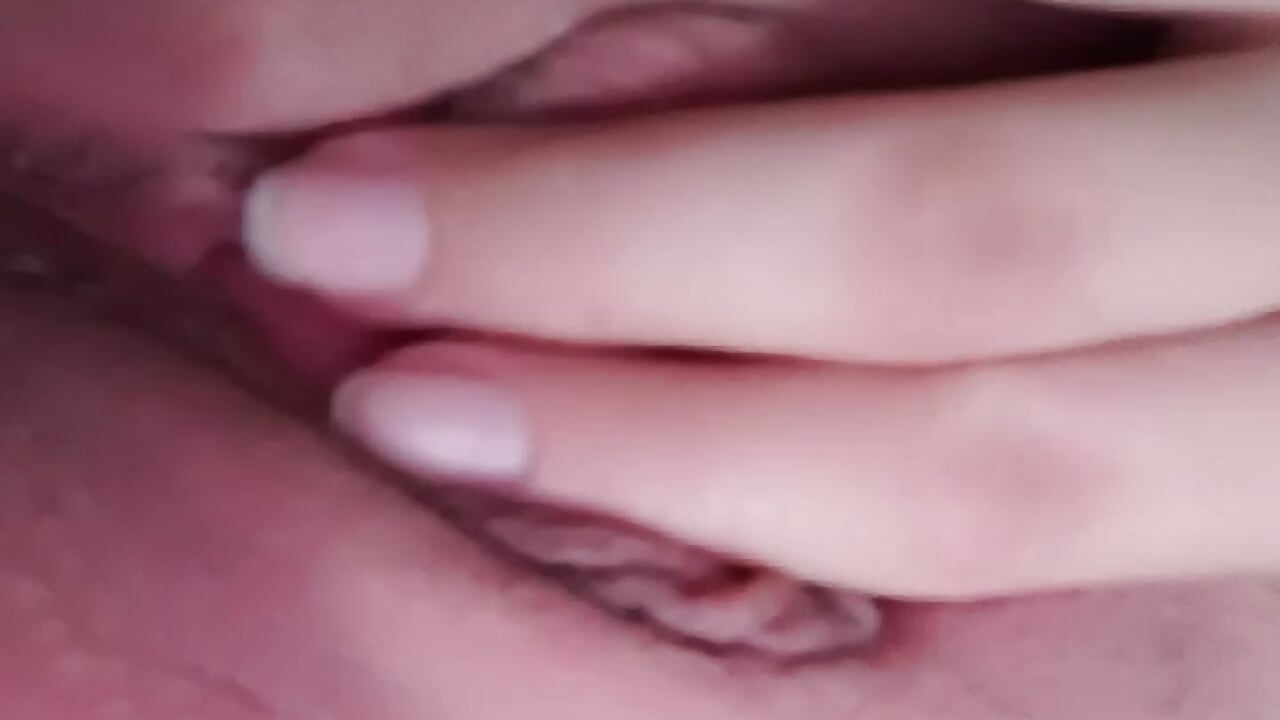 VID_20251124_161805.mp4 - video by brenlissy89 cam model