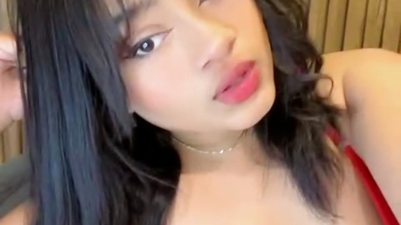 Hot Saturday - video by Sariitaa_ cam model