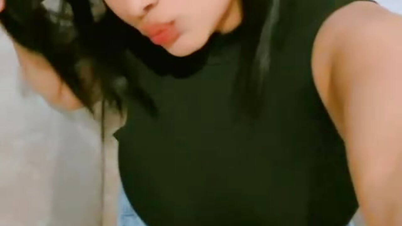 Only me - video by Sariitaa_ cam model