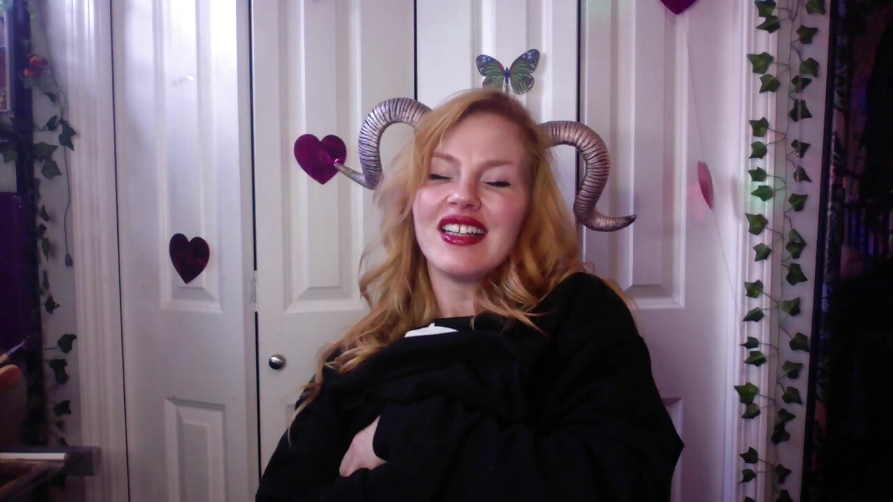 halloween promo - video by courtneyoccult cam model