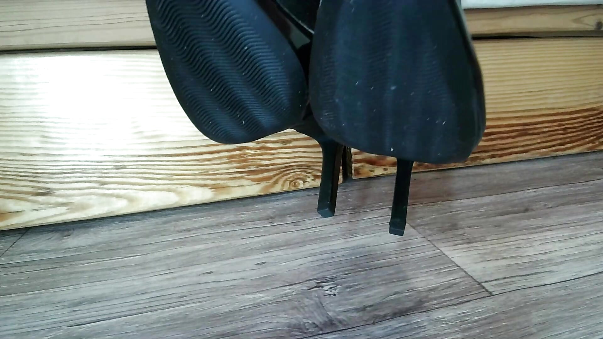 Heels - video oleh model kamera Margoritochka