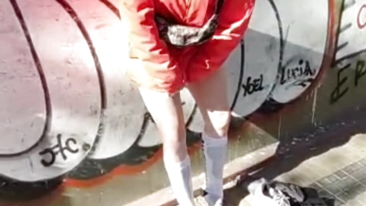 My thong in public - video by Elnonoykeila77 cam model