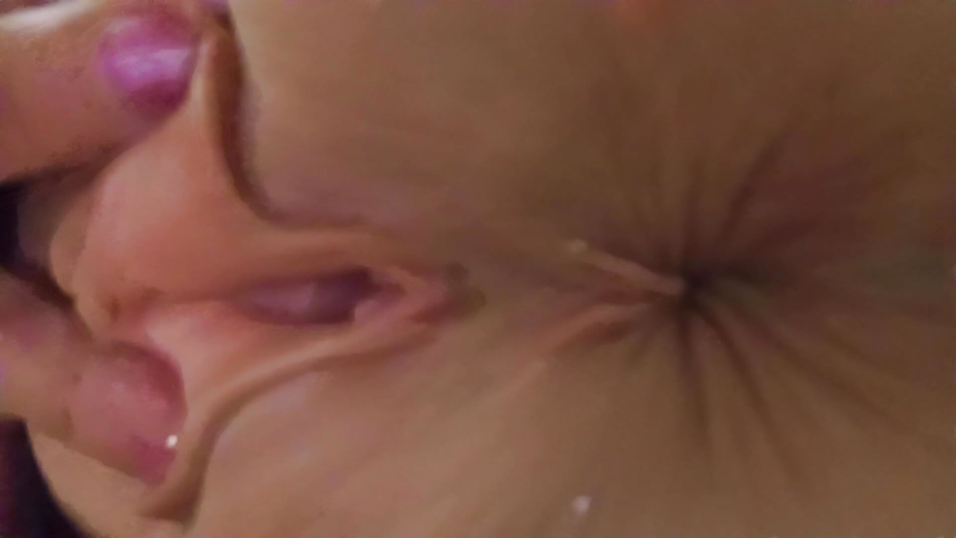 1000014930Pussy and ass in one bottle - video by Eliza_Wendy cam model