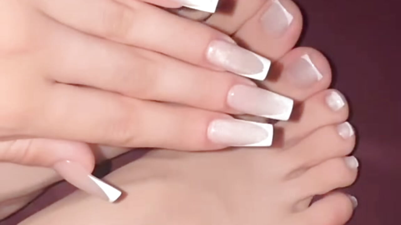 For the feet lovers - kittykat18x 캠 모델의 동영상