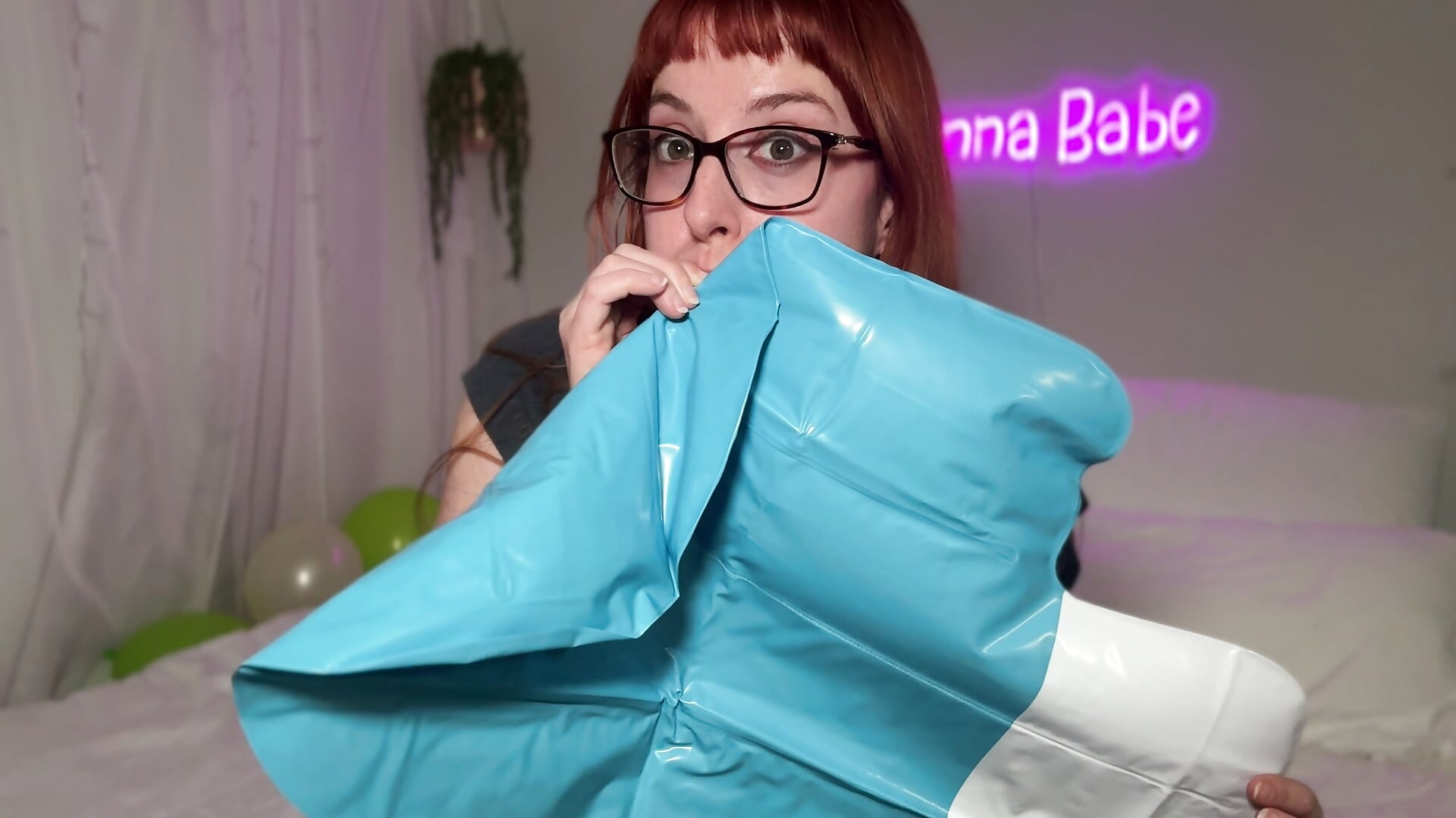 ASMR Inflatable! Inflating, Deflating, Scratching & Tapping