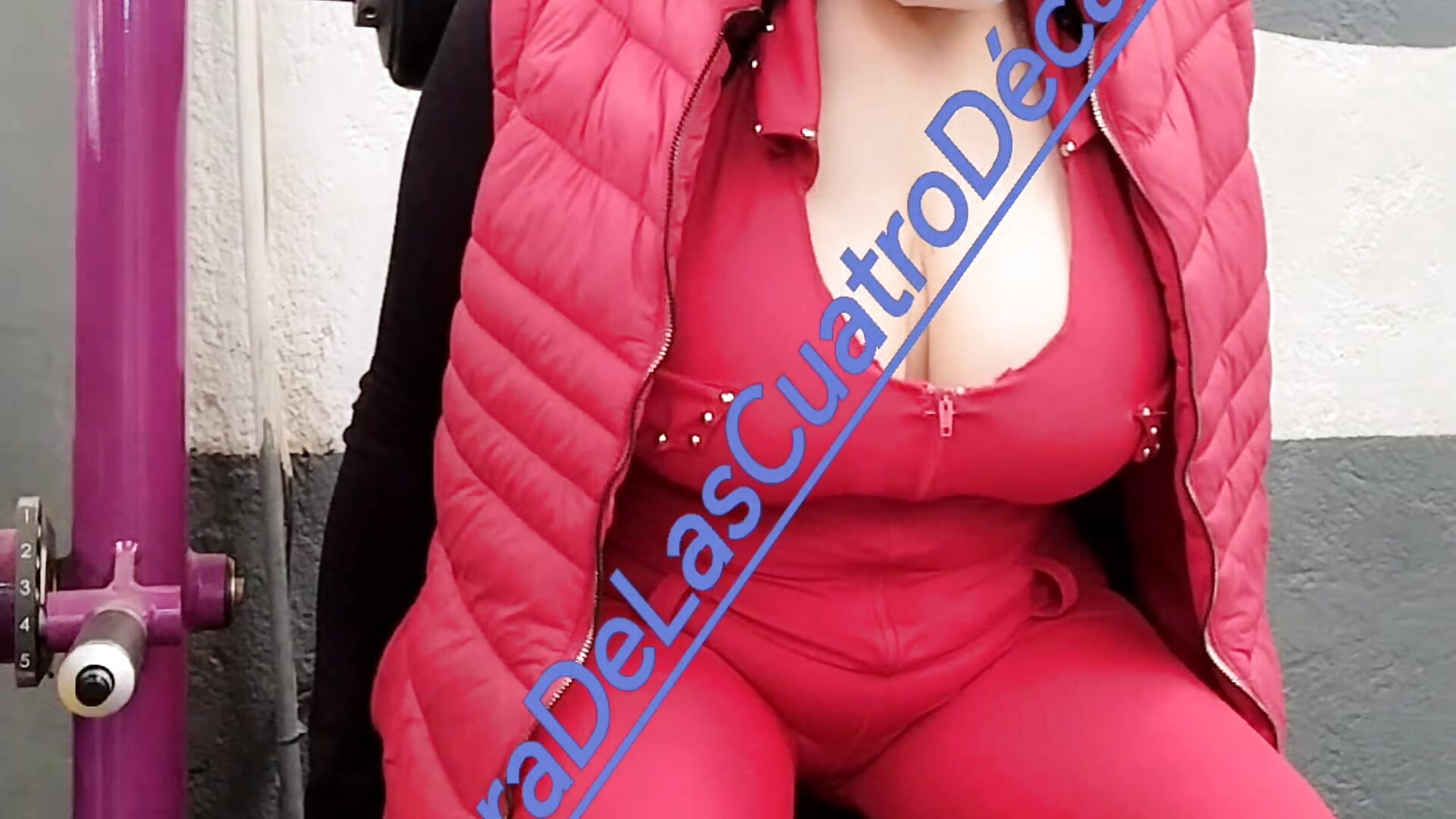 HnVideoEditor_2025_04_06_142405943 - video by LaInsaciableIntensa cam model