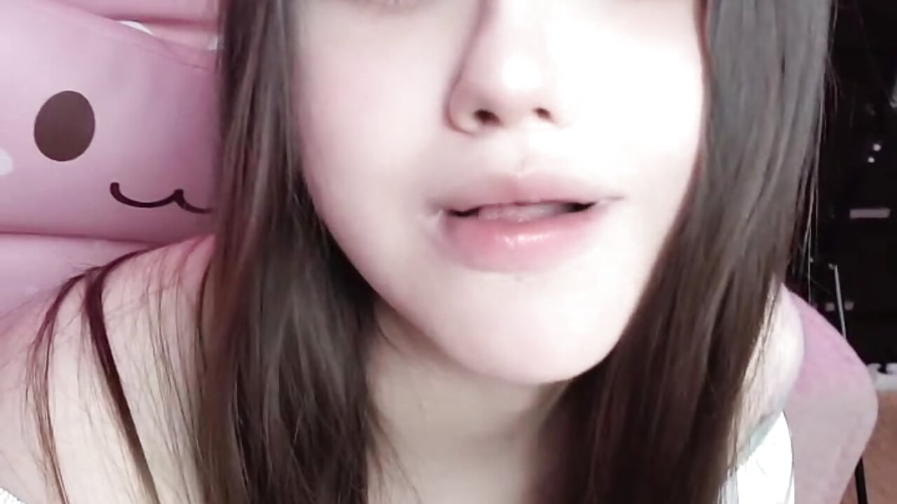 Winking for you 💕 - video của người mẫu cam Lolisuccub