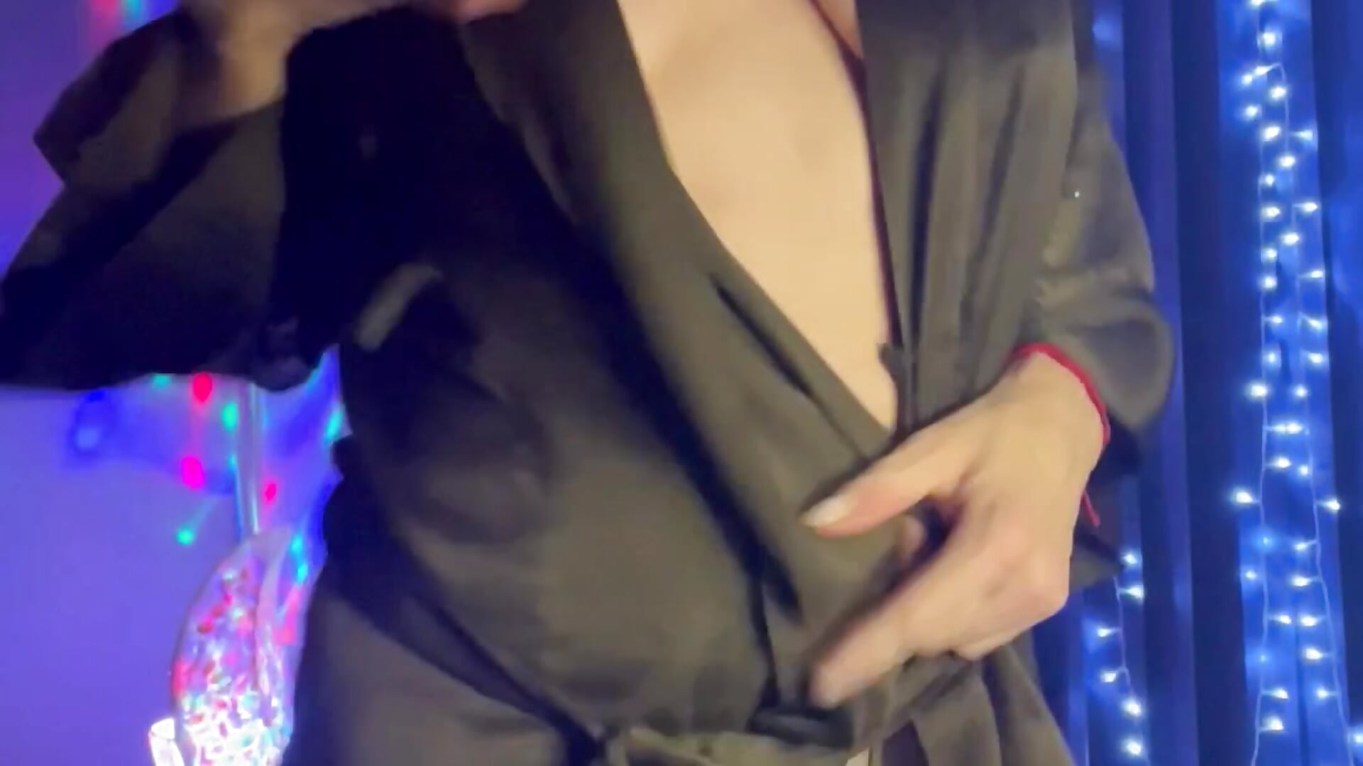 The end of The Emd - video by LadyMissNipsnLips cam model